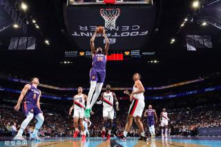 埃泽在本赛 埃泽在本赛